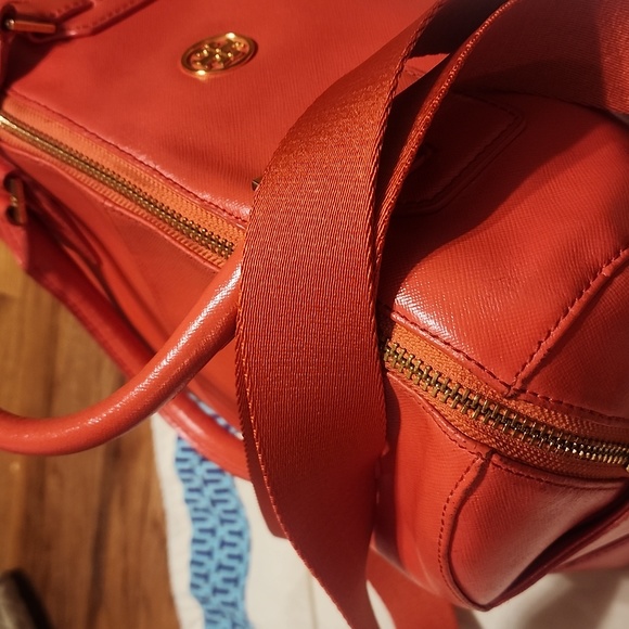 Tory Burch Dark Salmon Leather Robinson Midi Satchel - Picture 11 of 16